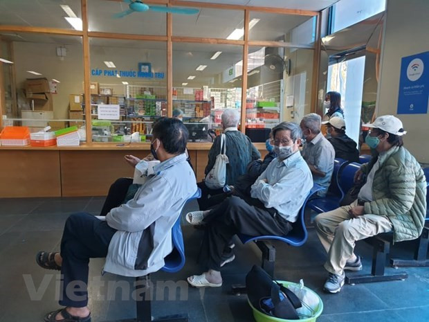 Plus d’efforts nécessaires pour améliorer les soins de santé des personnes âgées ảnh 1