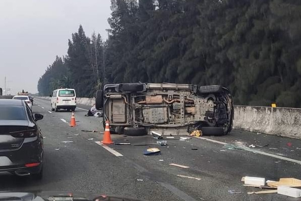 Accident de la route : décès du vice-président du Comité populaire de Ho Chi Minh-Ville, Le Hoa Binh ảnh 1