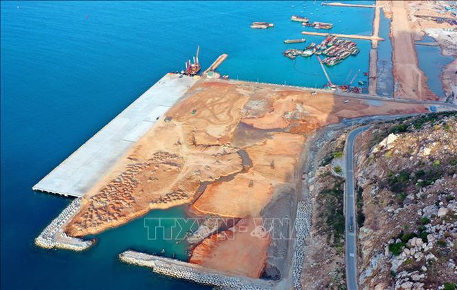 Ninh Thuan élabore une stratégie de développement durable de l'économie maritime ảnh 1 Ninh Thuan élabore une stratégie de développement durable de l'économie maritime ảnh 1