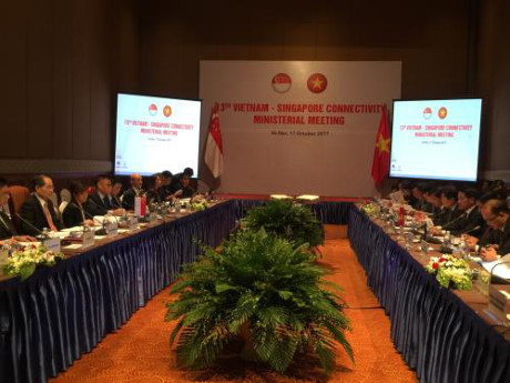 Conférence ministérielle sur les liens économique Vietnam-Singapour ảnh 1 Conférence ministérielle sur les liens économique Vietnam-Singapour ảnh 1