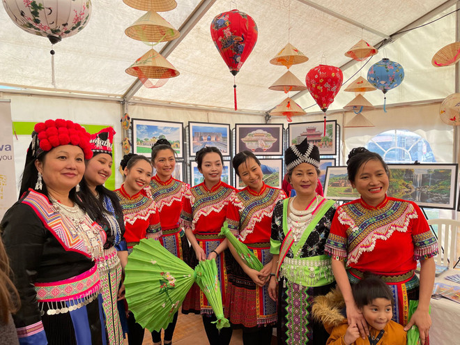 Le Vietnam se brille au Week-end de la Francophonie à Yèbles ảnh 2 Le Vietnam se brille au Week-end de la Francophonie à Yèbles ảnh 2