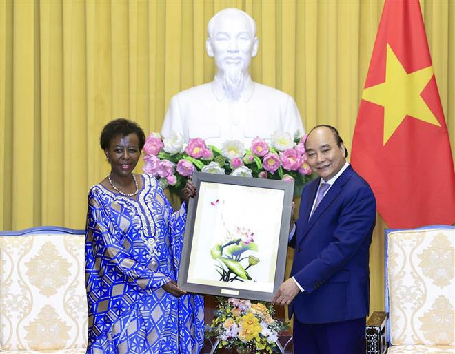 Le président Nguyen Xuan Phuc reçoit la secrétaire générale de l'OIF ảnh 1 Le président Nguyen Xuan Phuc reçoit la secrétaire générale de l'OIF ảnh 1