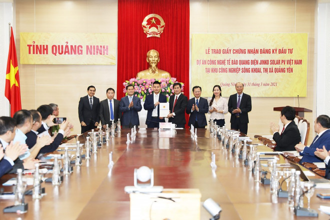 Quang Ninh délivre le certificat d'investissement à un projet de haute technologie ảnh 1 Quang Ninh délivre le certificat d'investissement à un projet de haute technologie ảnh 1
