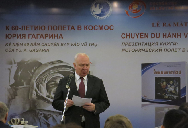 Vietnam - Russie : Présentation du livre Voyage spatial historique ảnh 2 Vietnam - Russie : Présentation du livre Voyage spatial historique ảnh 2