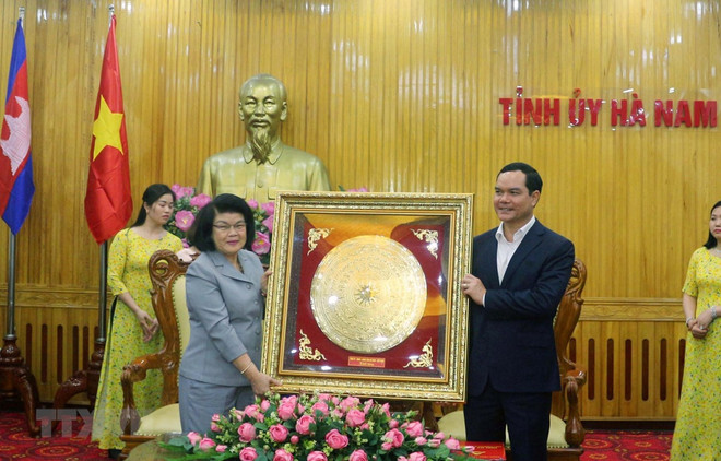 Une délégation de l'AN du Cambodge visite la province d’Ha Nam ảnh 1 Une délégation de l'AN du Cambodge visite la province d’Ha Nam ảnh 1