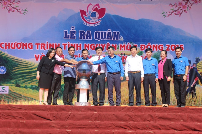 Lancement du programme de volontariat d’hiver 2015 ảnh 1 Lancement du programme de volontariat d’hiver 2015 ảnh 1