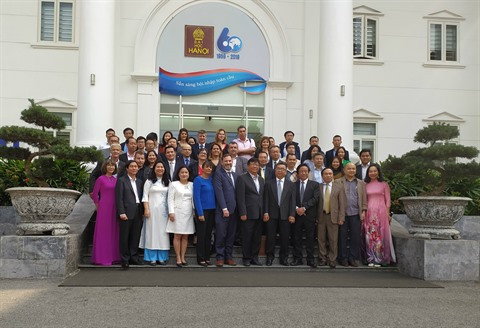 Lancement du projet "Pilotage universitaire rénové dans l’Asie du Sud-Est" ảnh 2 Lancement du projet "Pilotage universitaire rénové dans l’Asie du Sud-Est" ảnh 2