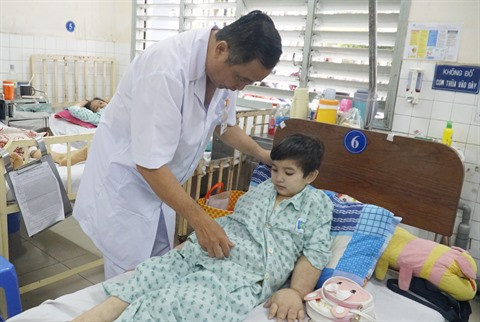 Célébration de la Journée des médecins vietnamiens, l’homme qui défiait les cancers ảnh 1 Célébration de la Journée des médecins vietnamiens, l’homme qui défiait les cancers ảnh 1