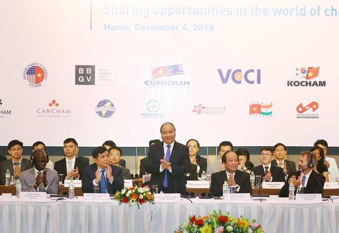 Le PM Nguyên Xuân Phuc s’adresse au Forum des entreprises du Vietnam ảnh 1 Le PM Nguyên Xuân Phuc s’adresse au Forum des entreprises du Vietnam ảnh 1