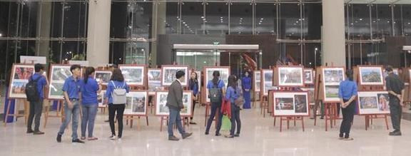 Exposition sur la communauté de l'ASEAN à Binh Duong ảnh 1
