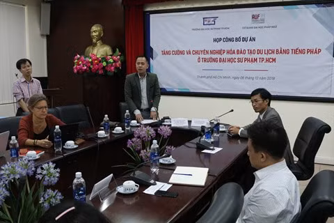 Renforcement du partenariat avec les entreprises et de la coopération internationale ảnh 1 Renforcement du partenariat avec les entreprises et de la coopération internationale ảnh 1