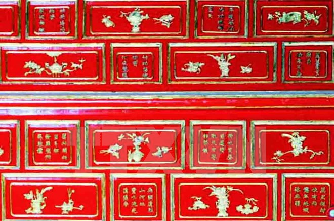Les documents littéraires sur les ouvrages architecturaux de la cour de Huê à l’honneur ảnh 1 Les documents littéraires sur les ouvrages architecturaux de la cour de Huê à l’honneur ảnh 1