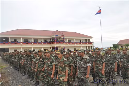 Cambodge : inauguration d'ouvrages militaires financés par le Vietnam ảnh 1 Cambodge : inauguration d'ouvrages militaires financés par le Vietnam ảnh 1