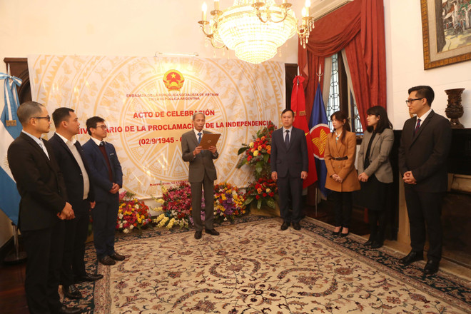 Célébration de la Fête nationale du Vietnam en Russie et en Argentine ảnh 3 Célébration de la Fête nationale du Vietnam en Russie et en Argentine ảnh 3