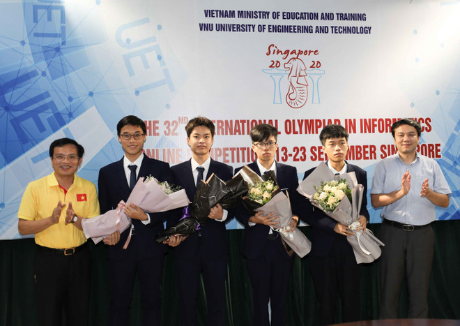 Quatre élèves vietnamiens primés aux Olympiades internationales d'informatique 2020 ảnh 1