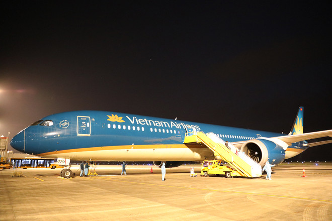 COVID-19 : Rapatriement de près de 280 citoyens vietnamiens bloqués en Europe ảnh 1 COVID-19 : Rapatriement de près de 280 citoyens vietnamiens bloqués en Europe ảnh 1