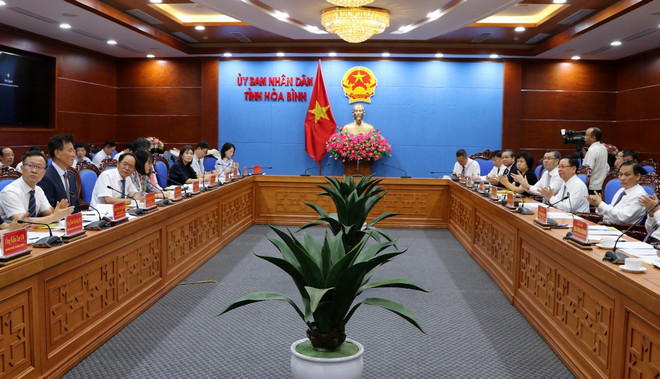 Hoa Binh déroule le tapis rouge aux entreprises sud-coréennes ảnh 1 Hoa Binh déroule le tapis rouge aux entreprises sud-coréennes ảnh 1