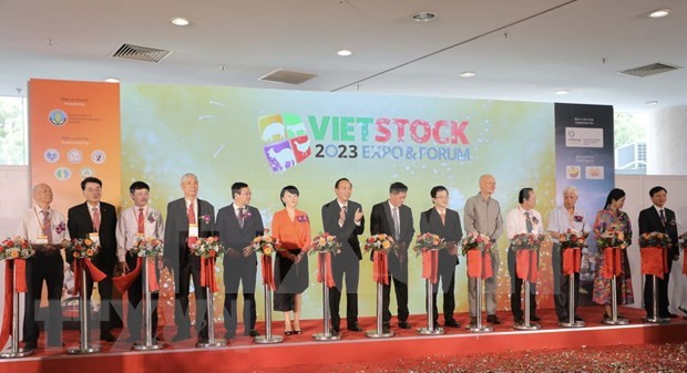 Plus de 350 exposants participent à Vietstock Expo & Forum 2023 ảnh 1