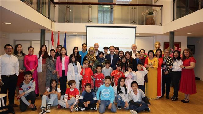 L’enseignement du vietnamien est encouragé au sein de la diaspora aux Pays-Bas ảnh 1 L’enseignement du vietnamien est encouragé au sein de la diaspora aux Pays-Bas ảnh 1