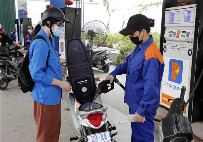 Nécessité d'être vigilant face aux risques d'inflation ảnh 1