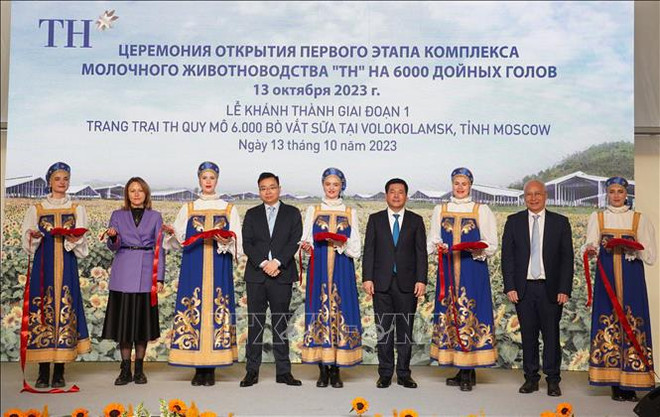 Inauguration de la première phase de la ferme laitière du groupe TH à Volokolamsk (Moscou) ảnh 1 Inauguration de la première phase de la ferme laitière du groupe TH à Volokolamsk (Moscou) ảnh 1