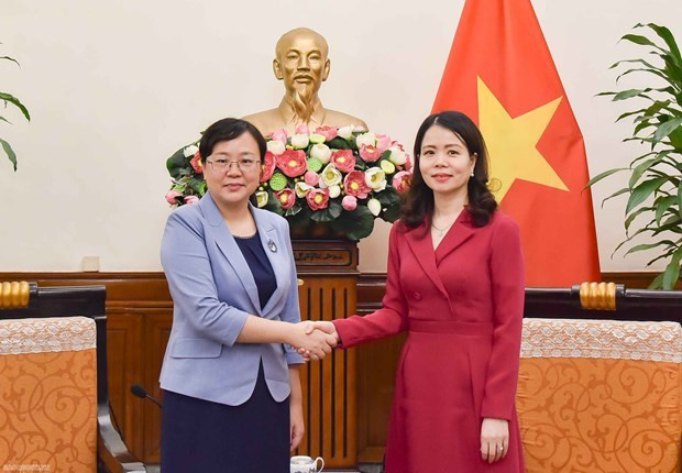 La vice-ministre des AE Nguyen Minh Hang reçoit la maire adjointe de la ville chinoise de Chongqing ảnh 1 La vice-ministre des AE Nguyen Minh Hang reçoit la maire adjointe de la ville chinoise de Chongqing ảnh 1
