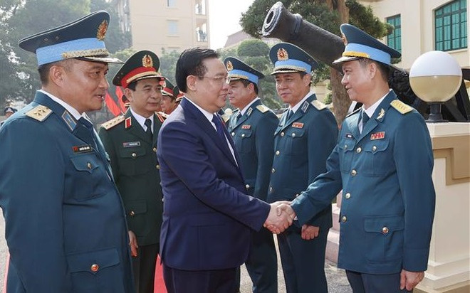 Célébration des 60 ans de l'Armée de défense anti-aérienne et de l'air ảnh 1 Célébration des 60 ans de l'Armée de défense anti-aérienne et de l'air ảnh 1