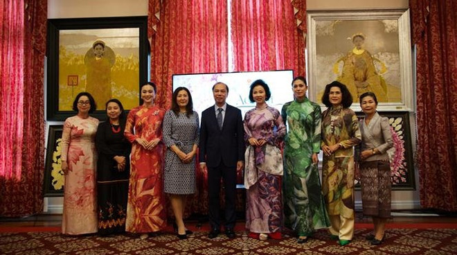 Une fête dédiée à l’Ao Dai vietnamien à Washington ảnh 1 Une fête dédiée à l’Ao Dai vietnamien à Washington ảnh 1