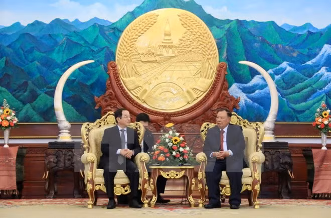Le leader du PRPL plaide pour les relations spéciales Vietnam-Laos ảnh 1