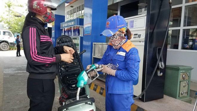 Les prix de l'essence augmentent après huit fois de chute ảnh 1 Les prix de l'essence augmentent après huit fois de chute ảnh 1
