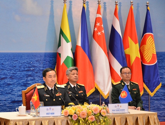 La 14e conférence des commandants de la Marine de l'ASEAN ảnh 1 La 14e conférence des commandants de la Marine de l'ASEAN ảnh 1