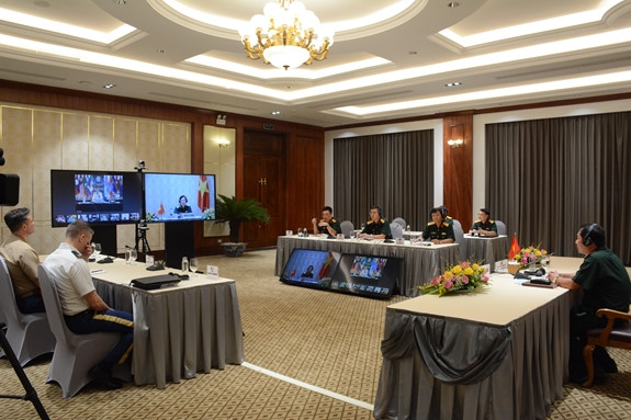 Conférence en ligne du commandant des forces de défense de la région d'Indo-Pacifique ảnh 1 Conférence en ligne du commandant des forces de défense de la région d'Indo-Pacifique ảnh 1