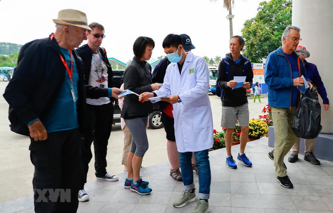 Coronavirus : ne pas accueillir de touristes en provenance des zones contaminées ảnh 1 Coronavirus : ne pas accueillir de touristes en provenance des zones contaminées ảnh 1