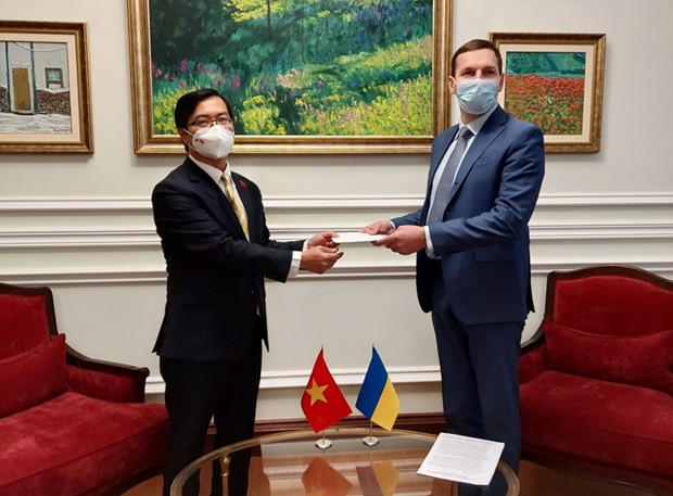 L'Ukraine apprécie les relations d'amitié et de coopération avec le Vietnam ảnh 1 L'Ukraine apprécie les relations d'amitié et de coopération avec le Vietnam ảnh 1