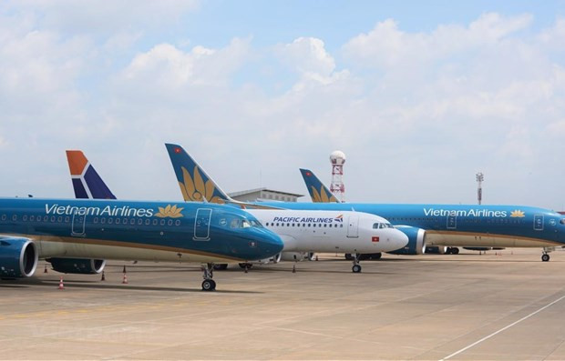 Deux aéroports au Centre suspendent leurs opérations en raison de la tempête Nangka ảnh 1 Deux aéroports au Centre suspendent leurs opérations en raison de la tempête Nangka ảnh 1