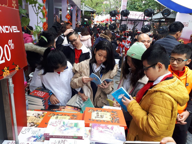 Ouverture de la Rue des livres du printemps de l'Année du Rat à Hanoï ảnh 1