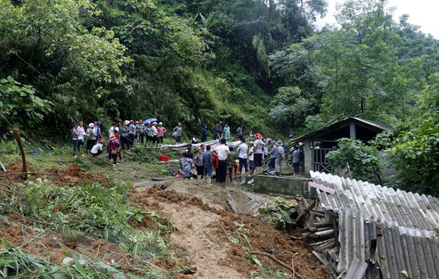 De fortes pluies causent de lourds dégâts dans plusieurs localités ảnh 1 De fortes pluies causent de lourds dégâts dans plusieurs localités ảnh 1