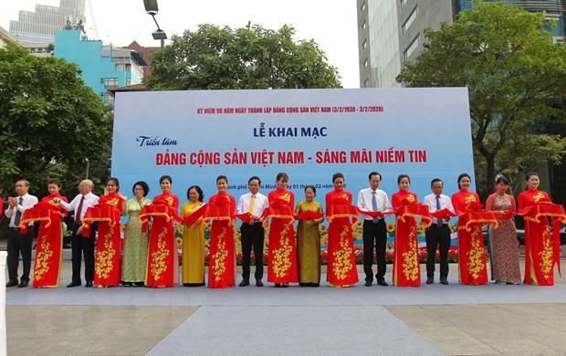 Diverses activités célébrant les 90 ans du Parti communiste du Vietnam ảnh 1 Diverses activités célébrant les 90 ans du Parti communiste du Vietnam ảnh 1