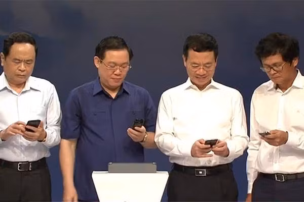 Des SMS pour les personnes démunies ảnh 2 Des SMS pour les personnes démunies ảnh 2