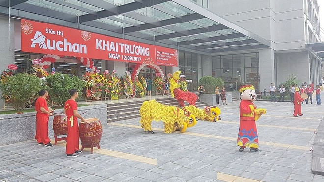 Inauguration du 15ème supermarché Auchan au Vietnam ảnh 1 Inauguration du 15ème supermarché Auchan au Vietnam ảnh 1