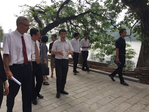 La France et le Vietnam, main dans la main pour aménager le lac de l’Épée restituée ảnh 2 La France et le Vietnam, main dans la main pour aménager le lac de l’Épée restituée ảnh 2