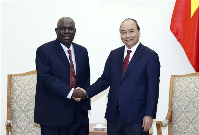 Le Premier ministre reçoit l’ambassadeur du Nigeria ảnh 1