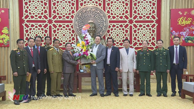Renforcement de l’amitié entre le Laos et Nghe An ảnh 1 Renforcement de l’amitié entre le Laos et Nghe An ảnh 1