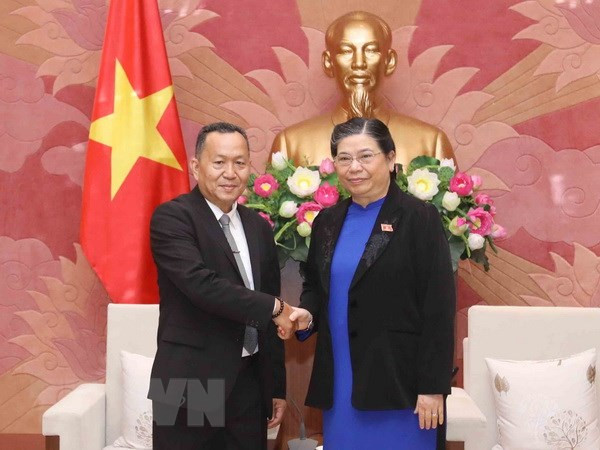 Une délégation de l’agence de presse laotienne KPL en visite au Vietnam ảnh 1 Une délégation de l’agence de presse laotienne KPL en visite au Vietnam ảnh 1