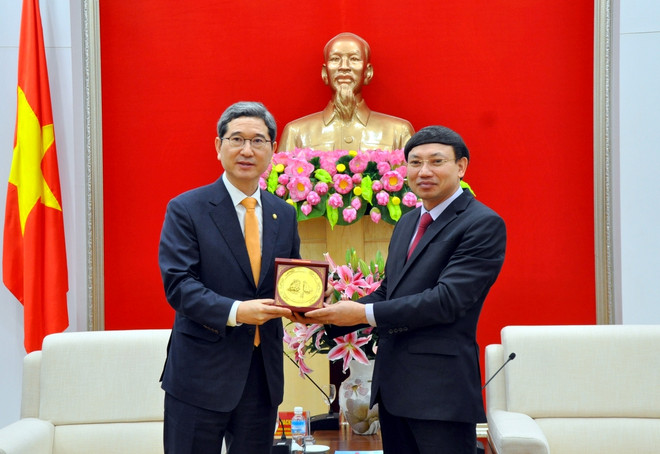 Des députés sud-coréens en visite dans la province de Quang Ninh ảnh 1 Des députés sud-coréens en visite dans la province de Quang Ninh ảnh 1