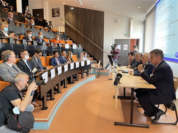 L’accord de libre-échange Vietnam - UE intéresse les hommes d’affaires de Saône-et-Loire en France ảnh 1 L’accord de libre-échange Vietnam - UE intéresse les hommes d’affaires de Saône-et-Loire en France ảnh 1