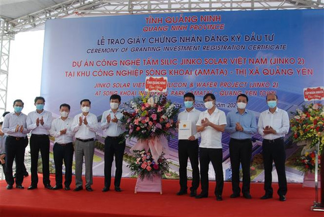 Quang Ninh remet le certificat d’investissement à un projet de plus de 365 millions de dollars ảnh 1 Quang Ninh remet le certificat d’investissement à un projet de plus de 365 millions de dollars ảnh 1