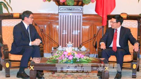 Pham Binh Minh reçoit deux diplomates laotien et singapourien ảnh 1 Pham Binh Minh reçoit deux diplomates laotien et singapourien ảnh 1