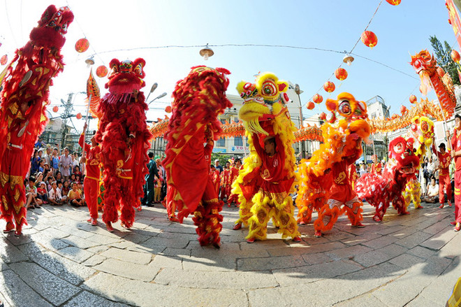 Cân Tho : 4ème Festival national de danses de la licorne et du dragon ảnh 1