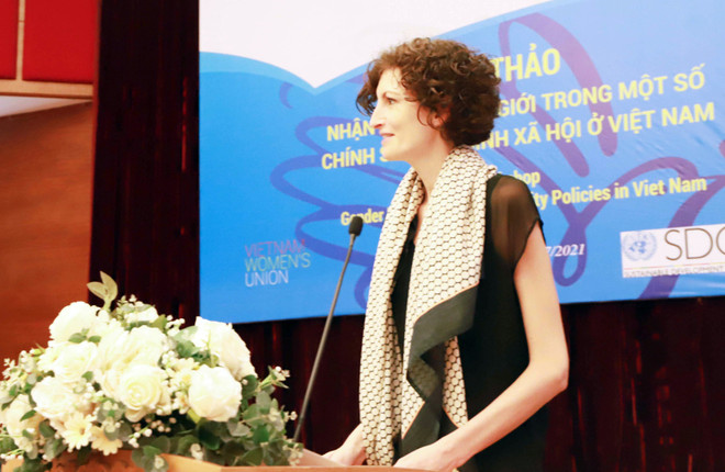 Promouvoir l'égalité des sexes dans le système d'assurance sociale et de sécurité sociale au Vietnam ảnh 3 Promouvoir l'égalité des sexes dans le système d'assurance sociale et de sécurité sociale au Vietnam ảnh 3